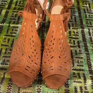Wedge sandals